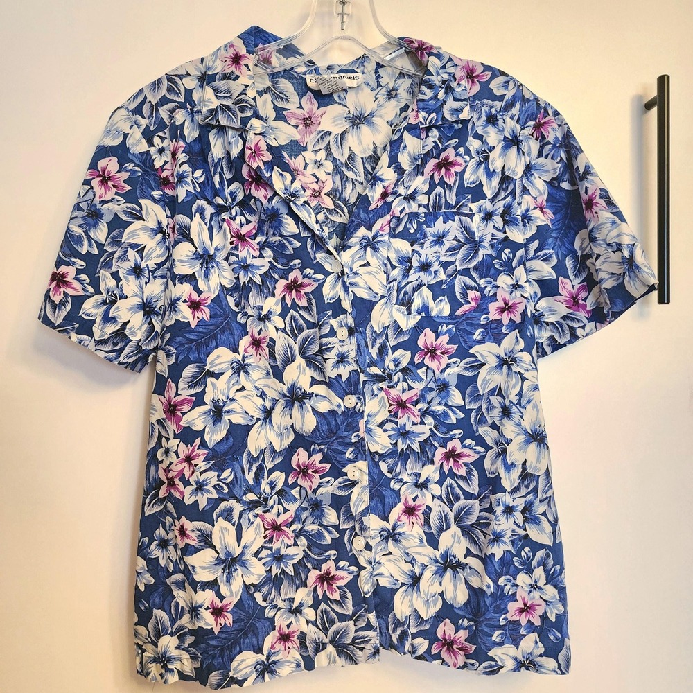 M Blue and Purple Floral Button Up Short Sleeve Top, Size Medium